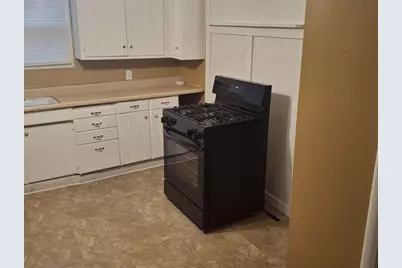 708 N Madison Street, Lincoln, IL 62656 - Photo 5