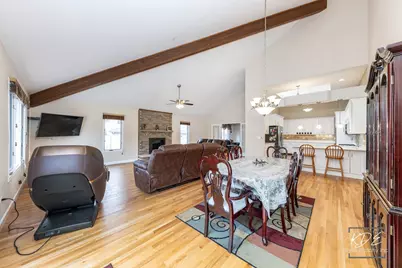 9361 Keswick Drive, Woodridge, IL 60517 - Photo 15