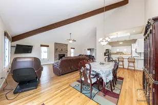 9361 Keswick Dr, Woodridge, IL 60517 - Photo 15