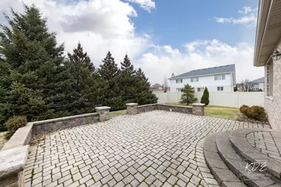 9361 Keswick Drive, Woodridge, IL 60517 - Photo 43