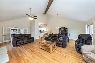 9361 Keswick Dr, Woodridge, IL 60517 - Photo 13