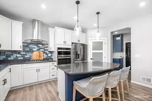 3847 Gold Cup Ln, Naperville, IL 60564 - Photo 3