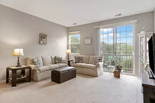 880 June Terrace, Lake Zurich, IL 60047 - Photo 5