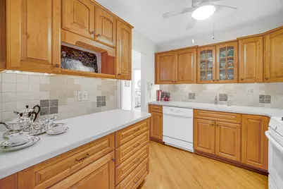 900 E Wilmette Road #406, Palatine, IL 60074 - Photo 5