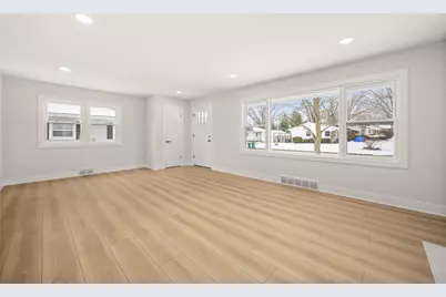 400 Kishwaukee Drive, Sycamore, IL 60178 - Photo 9