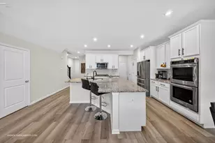 534 Watercress Dr, Aurora, IL 60504 - Photo 7