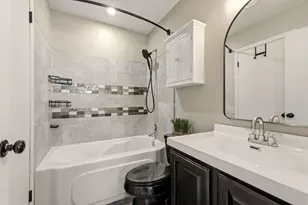 304 Jonquil Ct, Aurora, IL 60504 - Photo 23