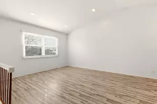 304 Jonquil Ct, Aurora, IL 60504 - Photo 7