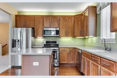 13330 Strandhill Drive, Orland Park, IL 60462 - Photo 7