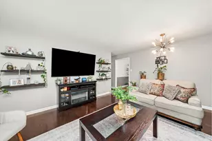 19404 Wildwood Ave, Lansing, IL 60438 - Photo 5