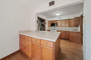 276 E Fullerton Ave, Northlake, IL 60164 - Photo 11