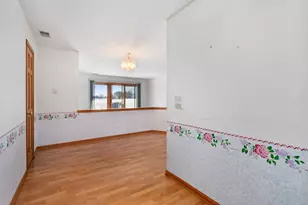 5242 W 79th St, Burbank, IL 60459 - Photo 9