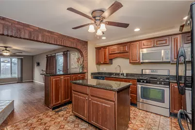 18940 Baker Avenue, Country Club Hills, IL 60478 - Photo 5