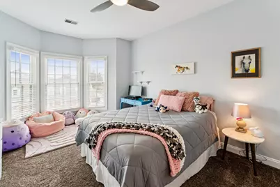 5 Illinois Avenue, Schaumburg, IL 60193 - Photo 21