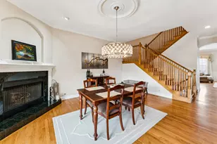 5 Illinois Ave, Schaumburg, IL 60193 - Photo 9