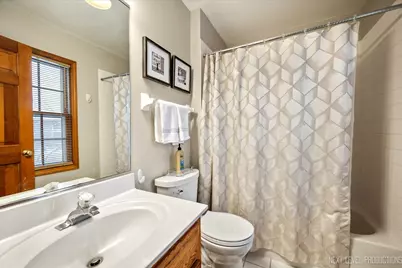 [Address not provided], Geneva, IL 60134 - Photo 19