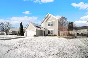 1384 Roxbury Dr, Aurora, IL 60502 - Photo 3