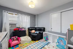 5706 N St Louis Ave, Chicago, IL 60659 - Photo 21