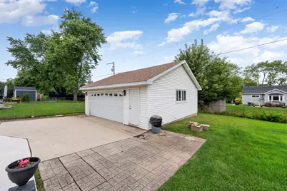 100 Des Plaines Lane, Hoffman Estates, IL 60169 - Photo 27