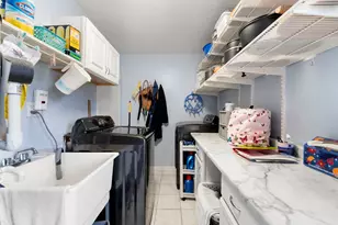 100 Des Plaines Ln, Hoffman Estates, IL 60169 - Photo 15