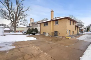 850 S Saylor Ave, Elmhurst, IL 60126 - Photo 21