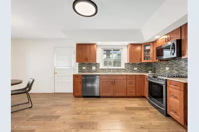 850 S Saylor Avenue, Elmhurst, IL 60126 - Photo 9