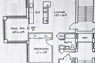 3725 W Byron St, Chicago, IL 60618 - Photo 17