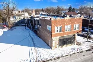 10659 S Wentworth Ave, Chicago, IL 60628 - Photo 3