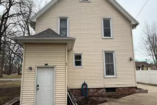 316 W Henry St, Pontiac, IL 61764 - Photo 77