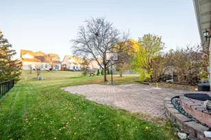 511 N Maggie Ln, Romeoville, IL 60446 - Photo 5