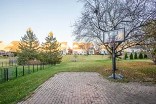 511 N Maggie Ln, Romeoville, IL 60446 - Photo 3