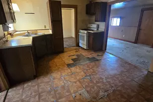 509 E Bronson St, Streator, IL 61364 - Photo 13