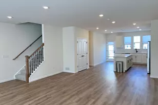 6257 Sandbelt Dr, Woodridge, IL 60517 - Photo 3