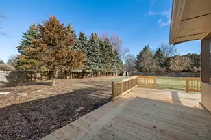1004 Portsmouth Dr, Rockford, IL 61102 - Photo 45