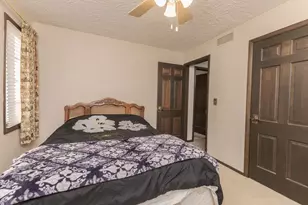 28 Chatsford Ct, Bloomington, IL 61704 - Photo 33