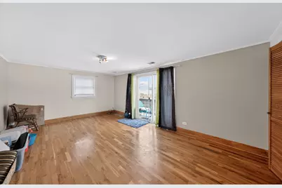 7315 Arcadia Street, Morton Grove, IL 60053 - Photo 5