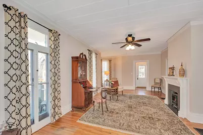 303 E Prospect Avenue, Ottawa, IL 61350 - Photo 5