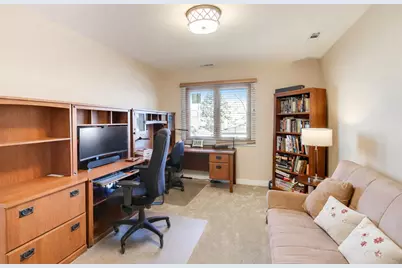 3233 N Ozanam Avenue, Chicago, IL 60634 - Photo 23