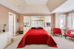 3233 N Ozanam Ave, Chicago, IL 60634 - Photo 17