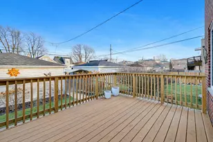 3233 N Ozanam Ave, Chicago, IL 60634 - Photo 33