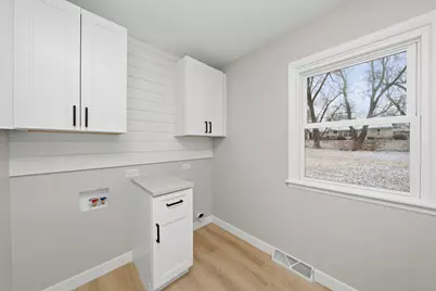 82 Ashlawn Avenue, Oswego, IL 60543 - Photo 7