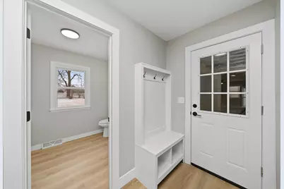 82 Ashlawn Avenue, Oswego, IL 60543 - Photo 5