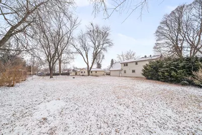 82 Ashlawn Avenue, Oswego, IL 60543 - Photo 23