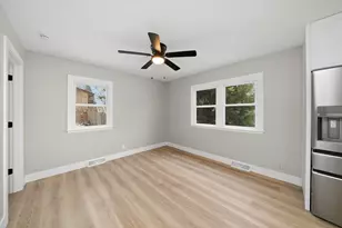 82 Ashlawn Ave, Oswego, IL 60543 - Photo 11