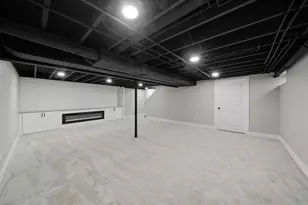 82 Ashlawn Ave, Oswego, IL 60543 - Photo 15