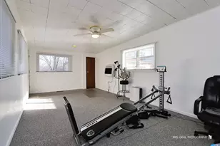 19 Arlington Ln, Fox Lake, IL 60020 - Photo 7