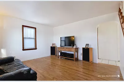 19 Arlington Lane, Fox Lake, IL 60020 - Photo 3