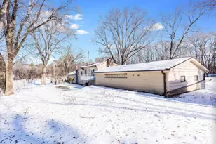 25216 River Rd, Lake Barrington, IL 60010 - Photo 33