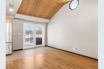 25216 River Road, Lake Barrington, IL 60010 - Photo 15