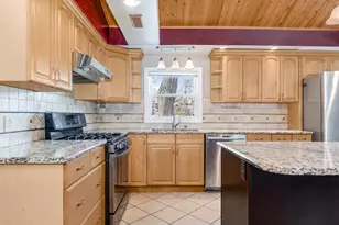 25216 River Rd, Lake Barrington, IL 60010 - Photo 11